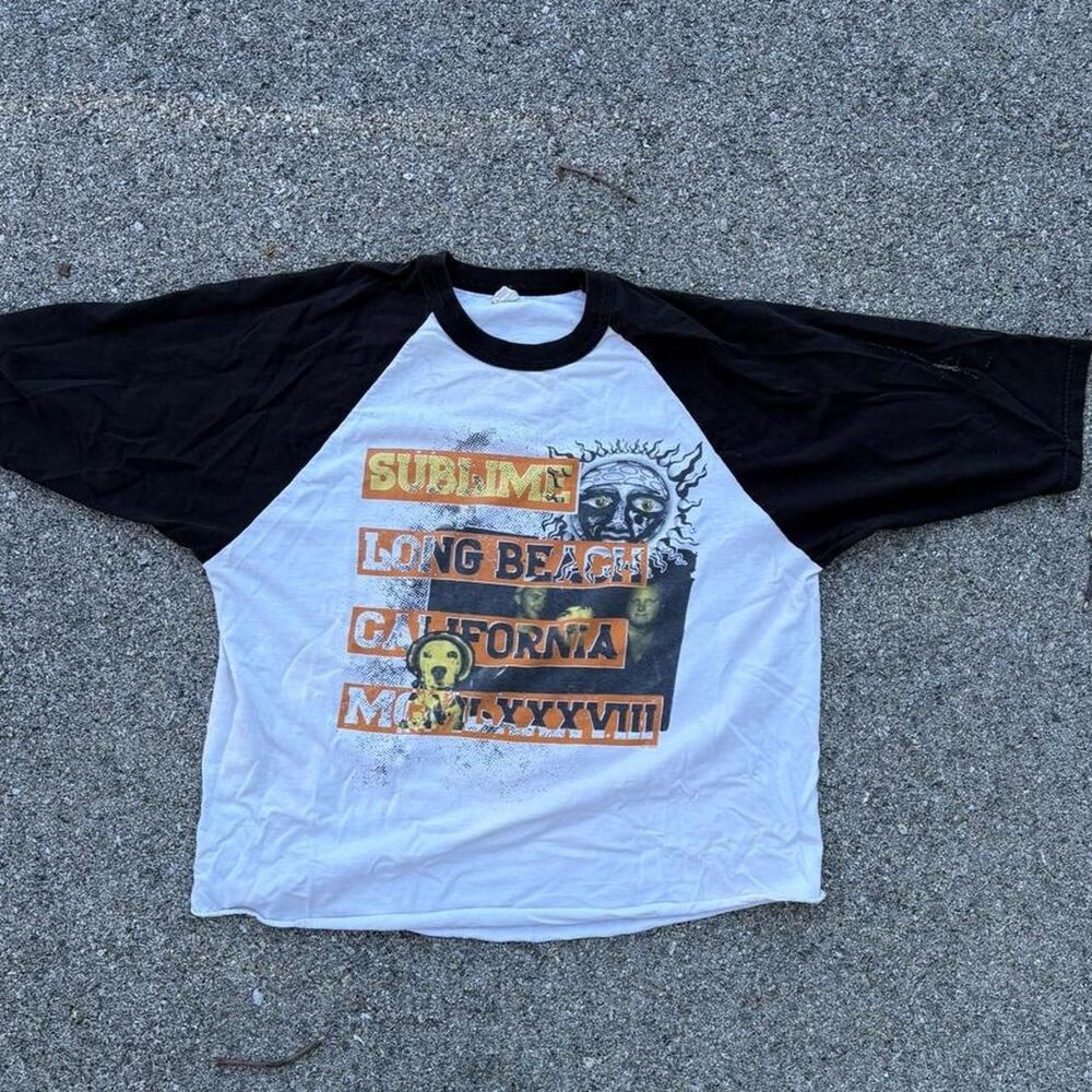 Alstyle Men's Black and White T-shirt